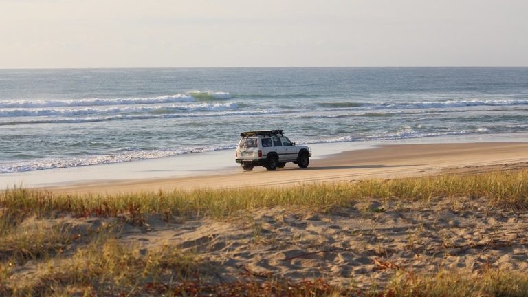 Location de 4×4 à Fraser Island – Découverte de l’île en 2 jours