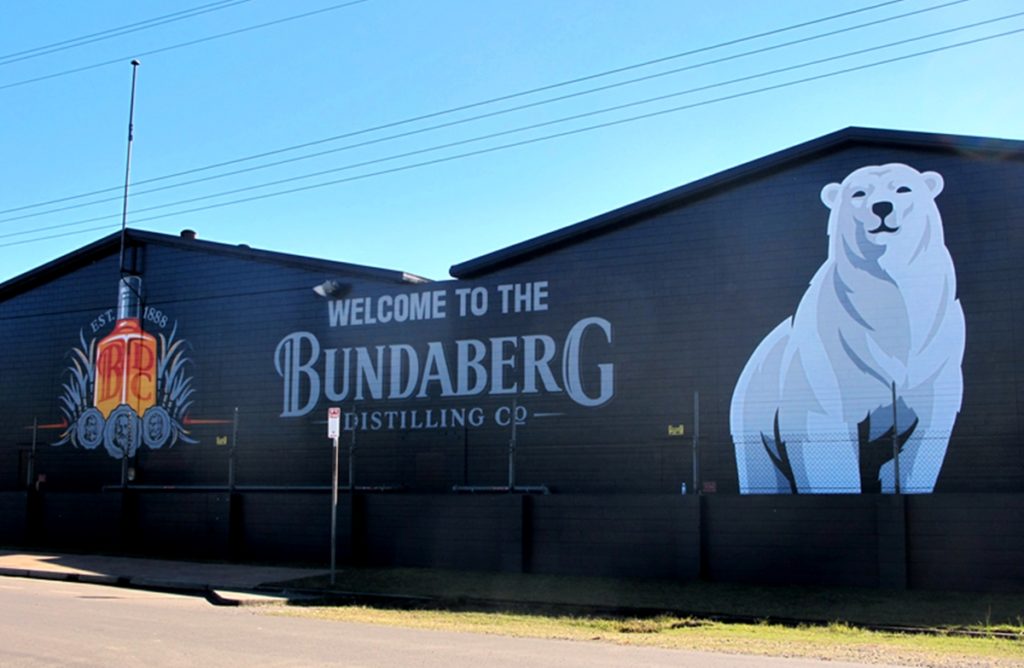 Vorderseite der Bundaberg-Rumfabrik.