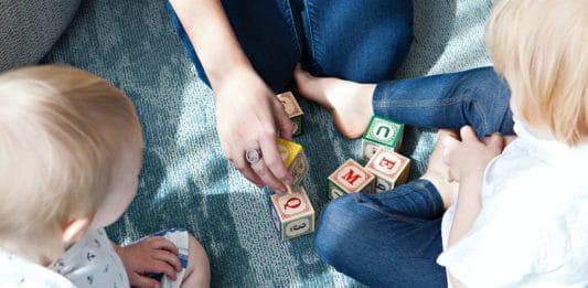 Obtenir sa Blue Card en Australie pour travailler avec des enfants dans le Queensland