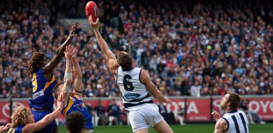 Le footy : les règles et l’histoire du football australien